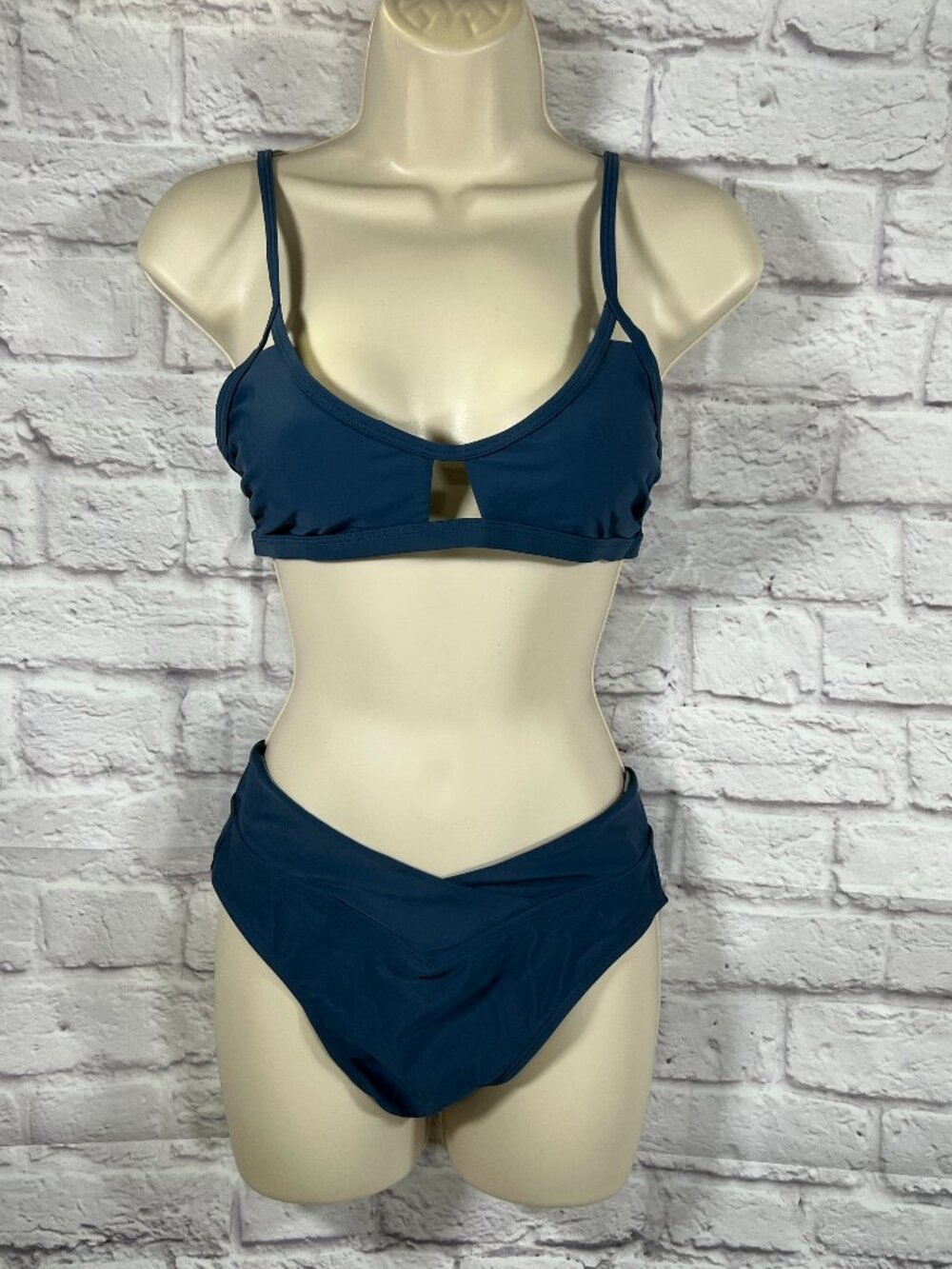 Cupshe Tempest Cutout Bralette & V-Front High Waist Bikini Set